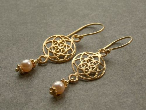 earring silver gold plated flower of life and swarovski pearl