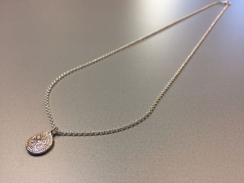 necklace with pendant silver